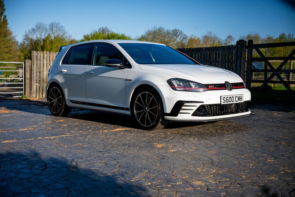 White Volkswagen Golf GTI Mk7 cars for sale PistonHeads UK