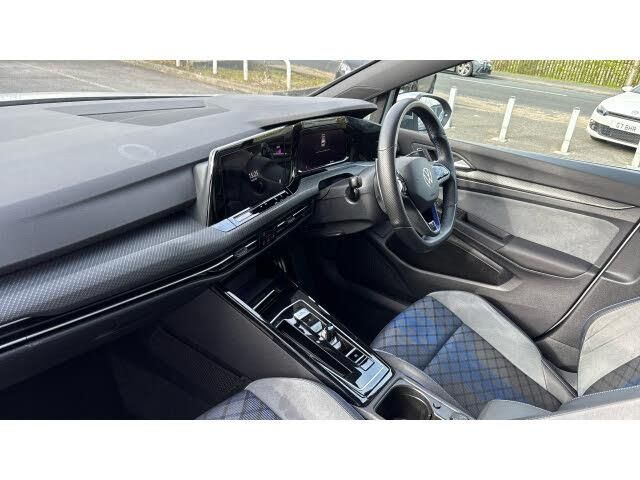 Volkswagen Golf R Mk8 Volkswagen Golf 2.0 TSI 320 R 4Motion 5dr DSG Petrol Hatchback — миниатюра 2