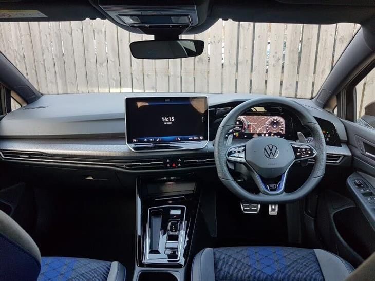 Volkswagen Golf R Mk8 Volkswagen Golf 2.0 TSI 333 R Black Edition 4Motion 5dr DSG — миниатюра 3