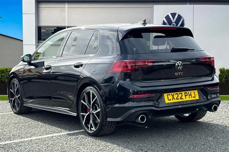 Volkswagen Golf GTI Mk8 Volkswagen Golf 2.0 TSI GTI 5dr DSG 19' 'Estoril' Alloys, DCC, Winter Pack — миниатюра 2