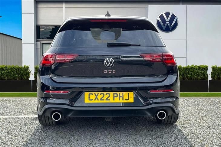 Volkswagen Golf GTI Mk8 Volkswagen Golf 2.0 TSI GTI 5dr DSG 19' 'Estoril' Alloys, DCC, Winter Pack — миниатюра 4