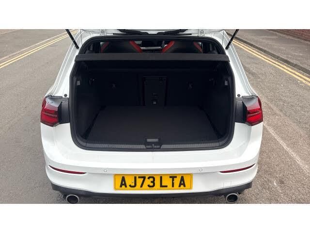Volkswagen Golf GTI Mk8 Volkswagen Golf 2.0 TSI GTI 5dr DSG Petrol Hatchback — миниатюра 4