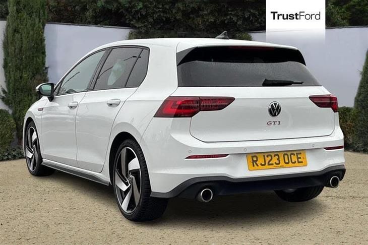 Volkswagen Golf GTI Mk8 Volkswagen Golf 2.0 TSI GTI Hatchback 5dr Petrol DSG Euro 6 (s/s) (245 ps) — миниатюра 2