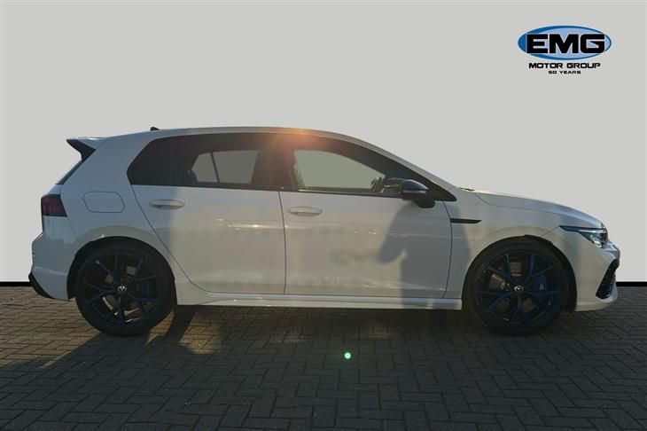Volkswagen Golf R Mk8 Volkswagen Golf 2.0 Tsi R 20 Years Hatchback 5dr Petrol Dsg 4motion Euro 6 (s/s) (333 Ps) — миниатюра 4