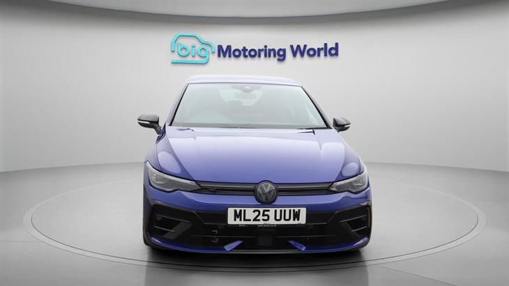 Volkswagen Golf R Mk8 Volkswagen Golf 2.0 TSI R Black Edition Hatchback 5dr Petrol DSG 4Motion Euro 6 (s/s) (333 ps) — миниатюра 3