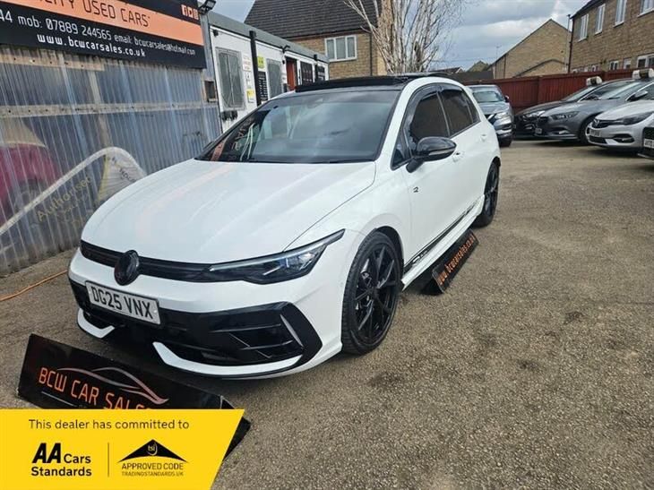 Volkswagen Golf R Mk8 Volkswagen Golf R BLACK EDITION TSI 4MOTION DSG — фото 1