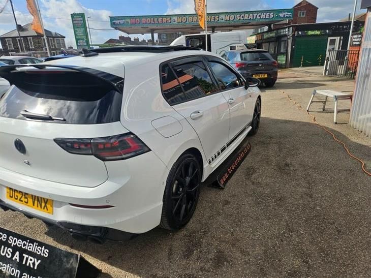 Volkswagen Golf R Mk8 Volkswagen Golf R BLACK EDITION TSI 4MOTION DSG — миниатюра 3