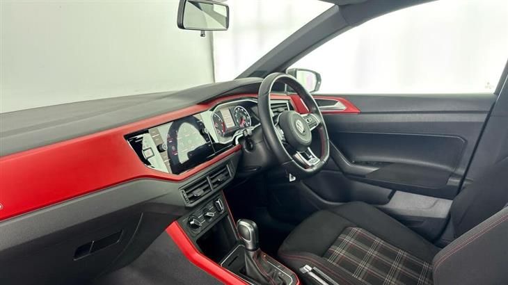 Volkswagen Polo GTI Volkswagen Polo 2.0 TSI GTI DSG Euro 6 5-door — миниатюра 2