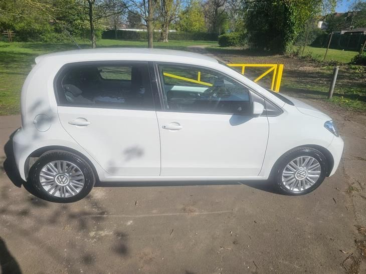 Volkswagen up!
