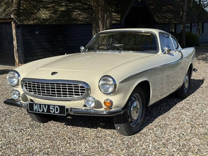 Volvo P1800
