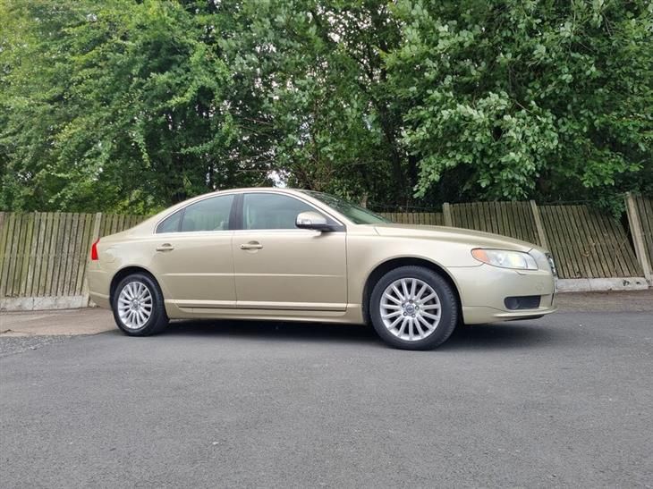 Volvo S80