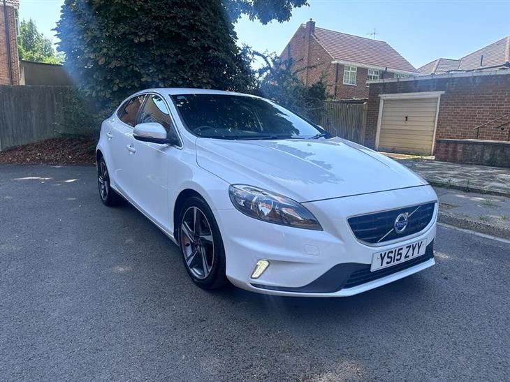 Volvo V40