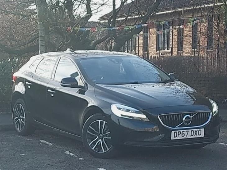 2018 Volvo V40 T5  UK Review - PistonHeads UK