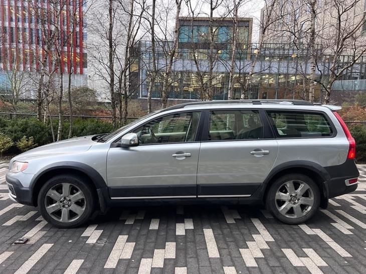 Volvo XC70