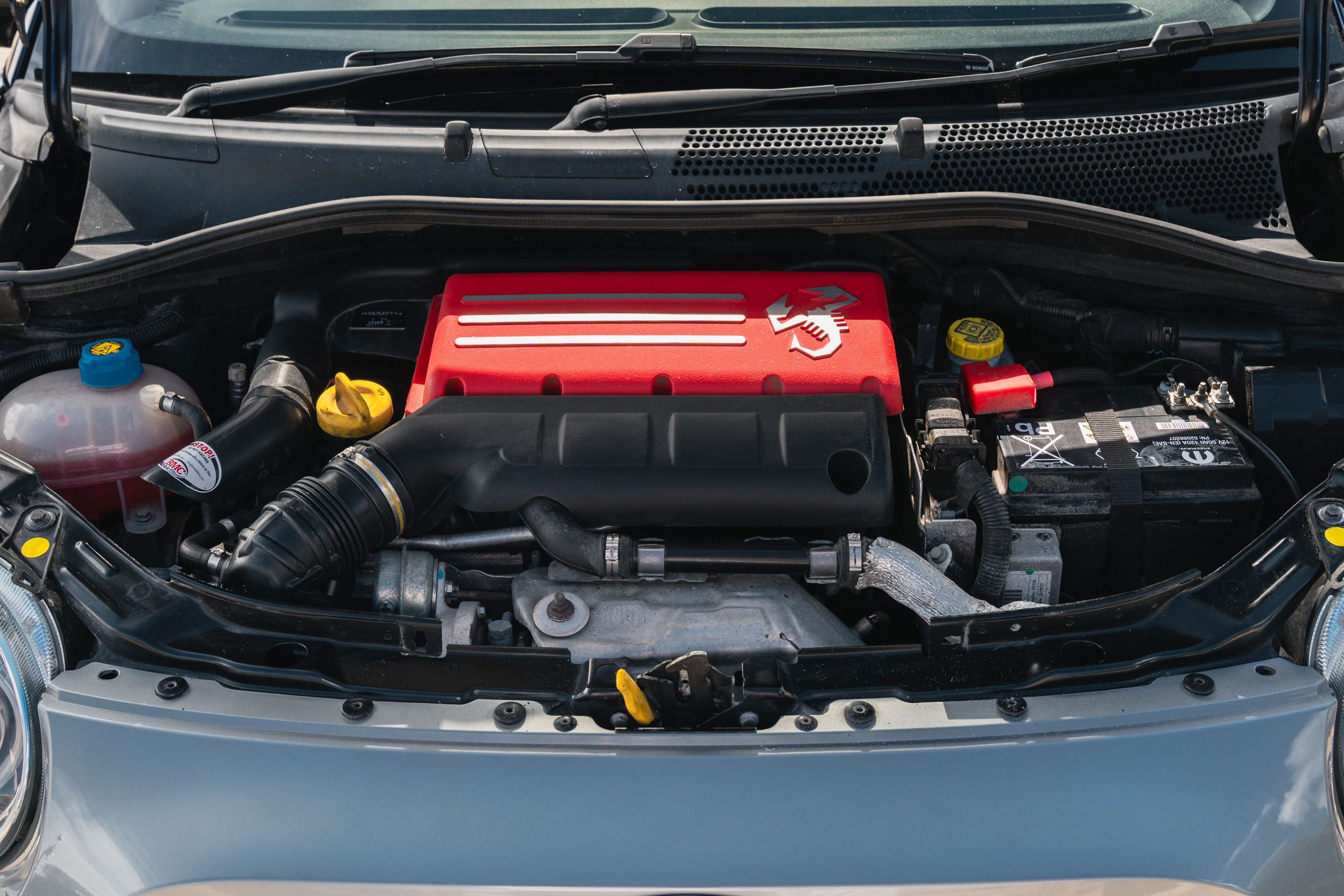 Photo 11 of 12 of 2018 Abarth 695 Rivale 175th Edition