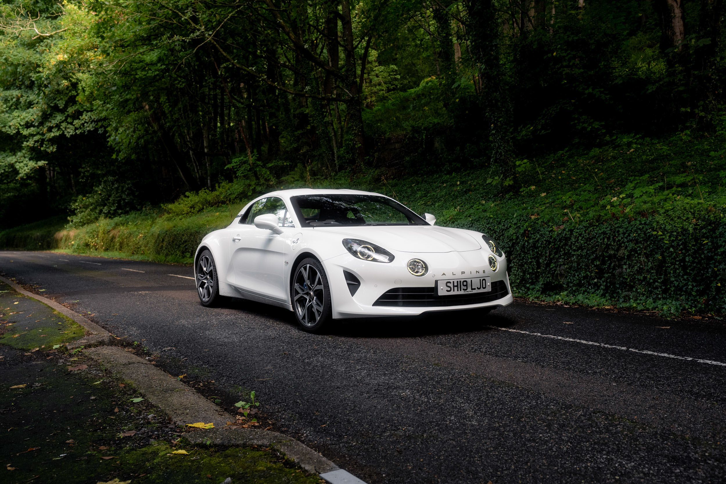 Photo 2 of 12 of 2019 Alpine A110 Pure