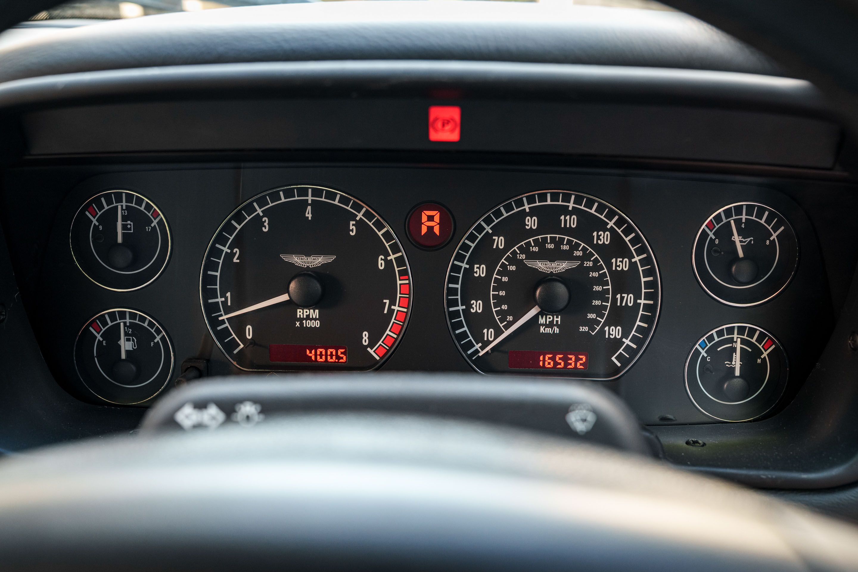 Photo 6 of 12 of 2001 Aston Martin DB7 Vantage Auto