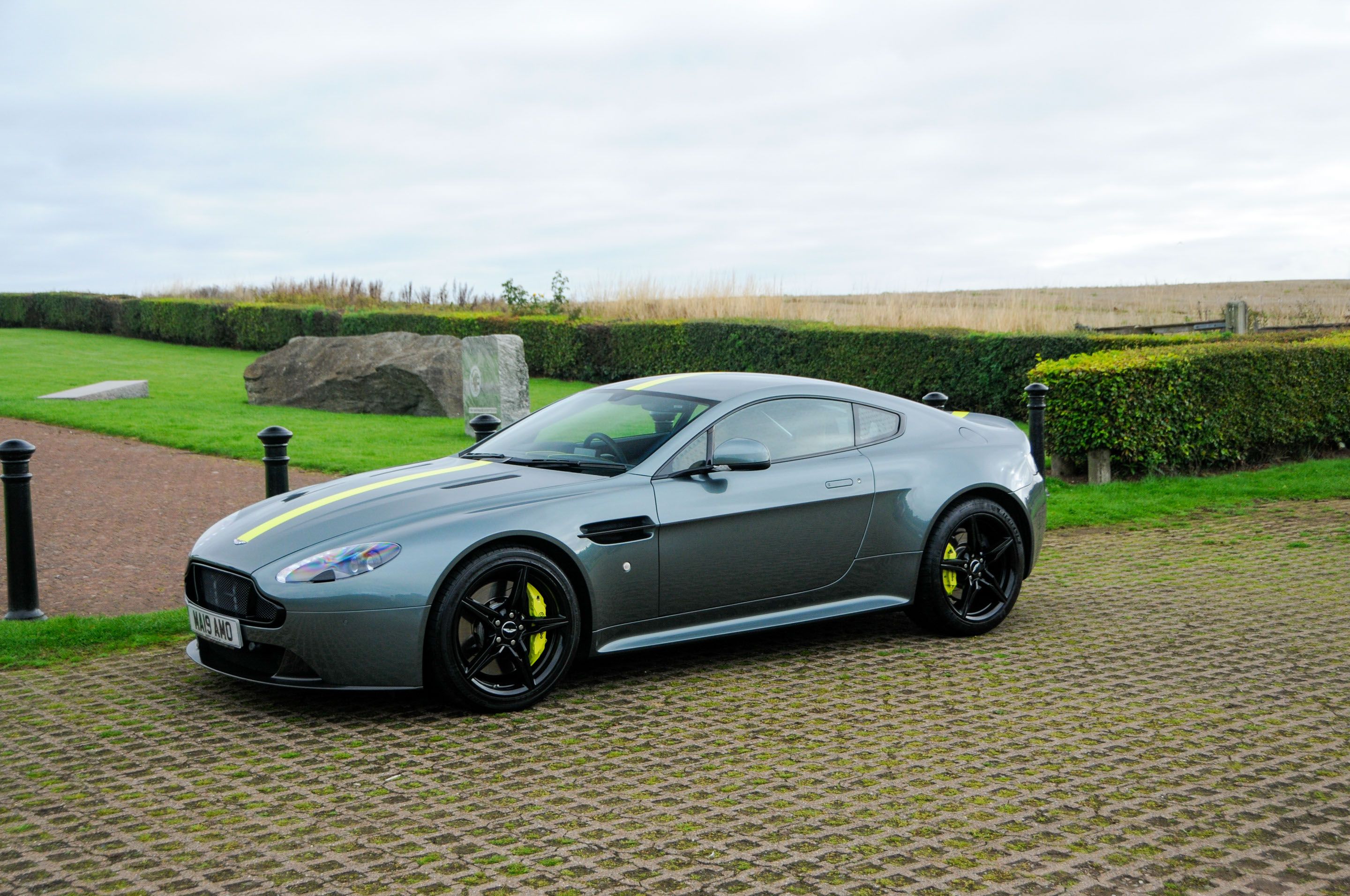 Photo 2 of 12 of 2019 Aston Martin V8 Vantage AMR - 1 Previous Owner