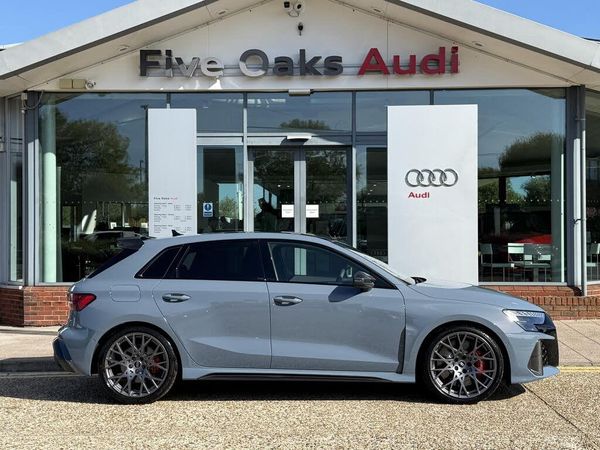 Split Front Fold Card Used 2026 AUDI RS 3 CRBN VRSPRNG TFSI QUAT SA for sale - PistonHeads UK