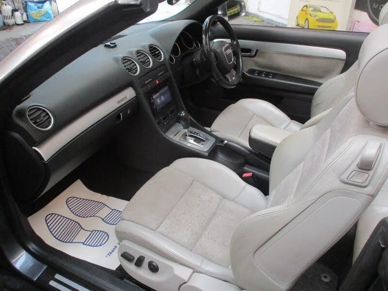 Audi S4 Cabriolet 4.2 Convertible 2dr Petrol Tiptronic quattro (302 g/km, 339 bhp)