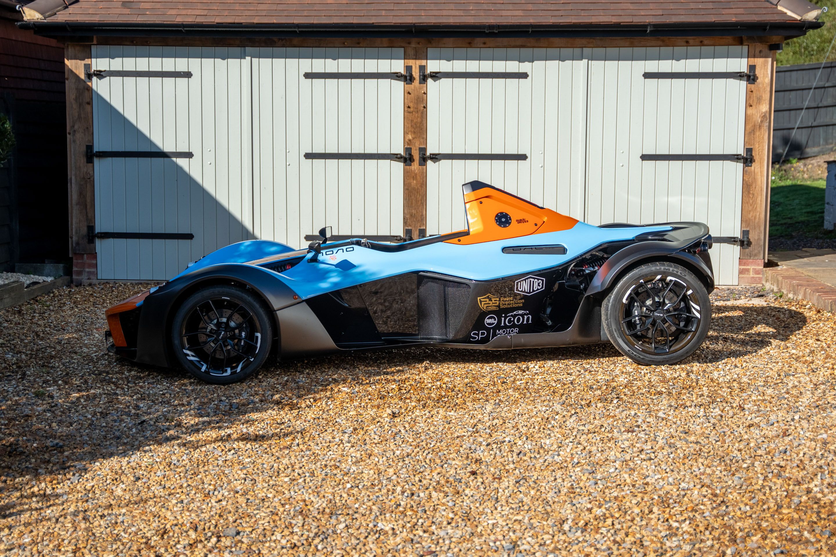 Photo 2 of 12 of 2016 BAC Mono