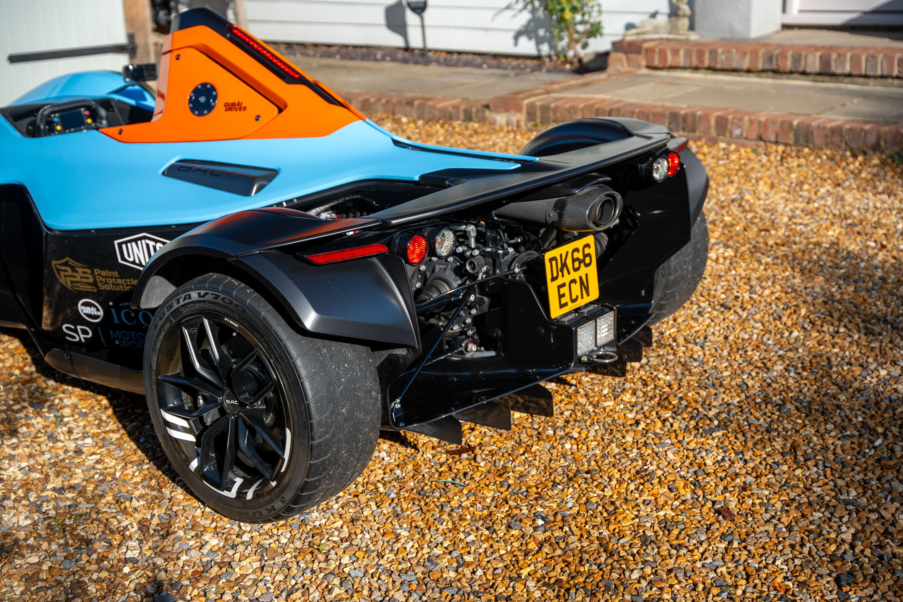 Photo 5 of 12 of 2016 BAC Mono