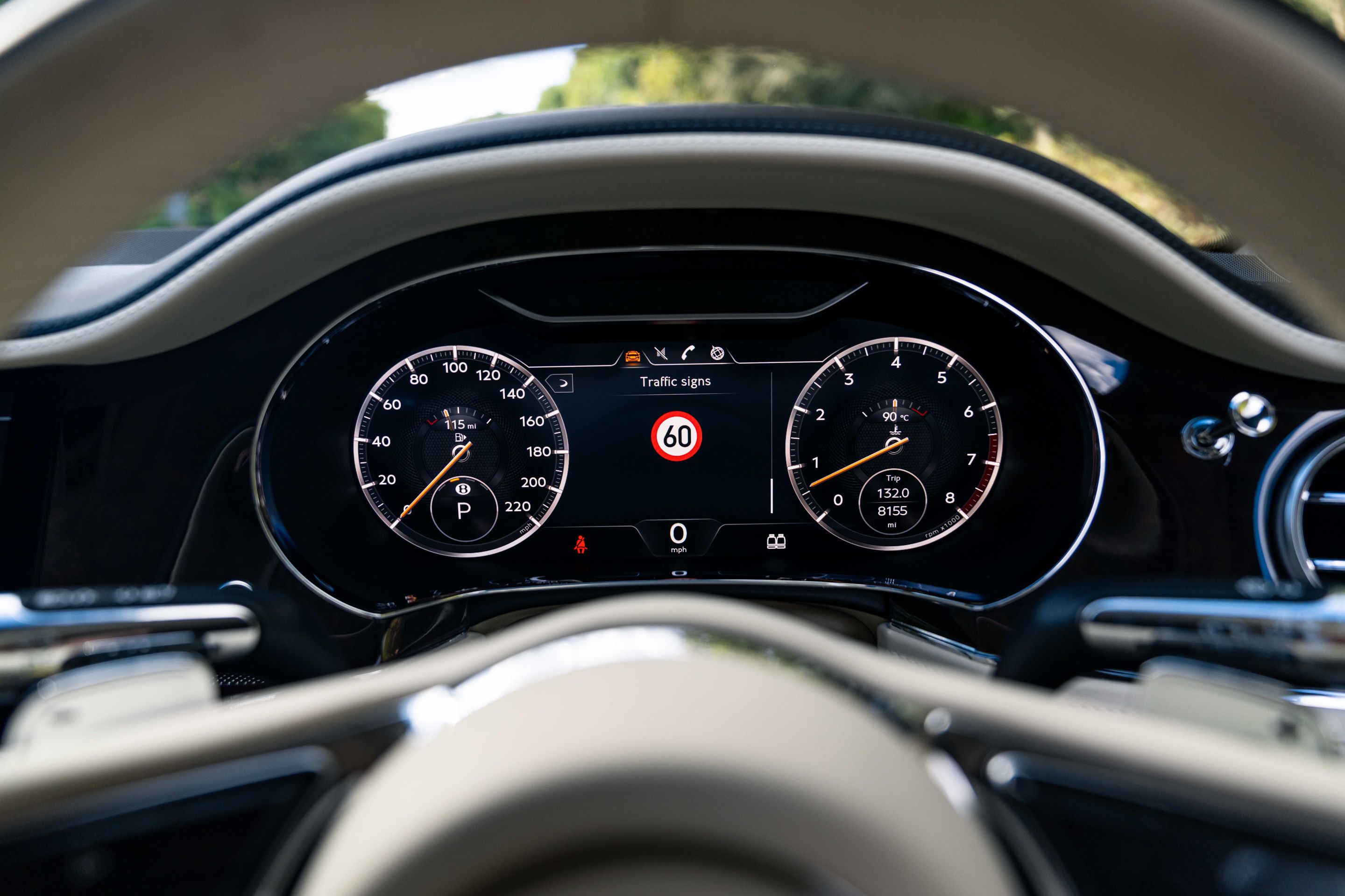 Photo 6 of 12 of 2020 Bentley Continental GT V8