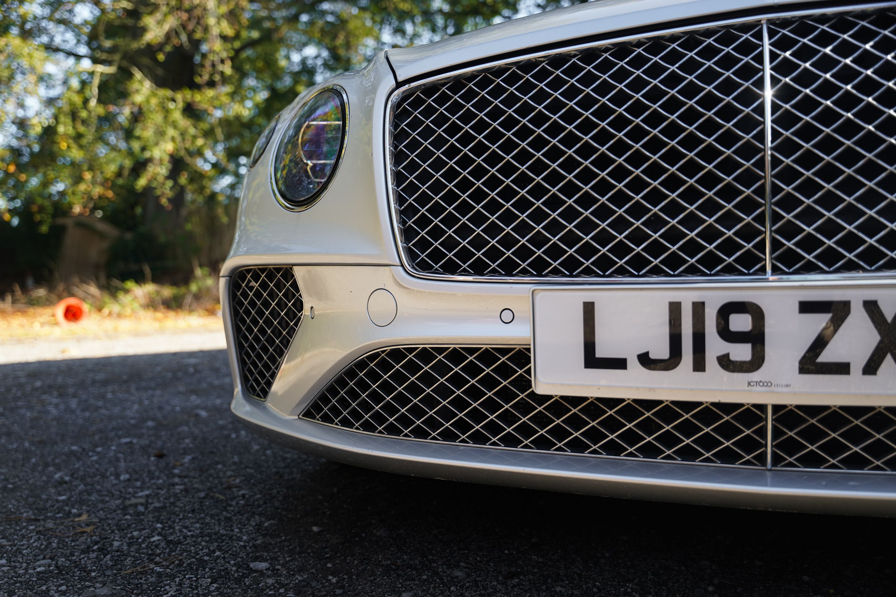 Photo 2 of 12 of 2019 Bentley Continental GT Auto 4WD