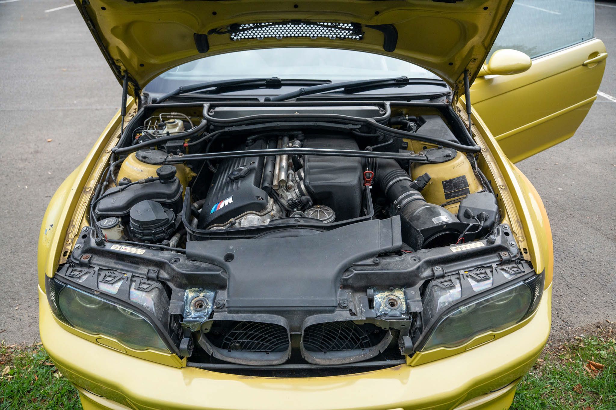 Photo 10 of 12 of 2004 BMW M3 (E46) Coupe - Manual