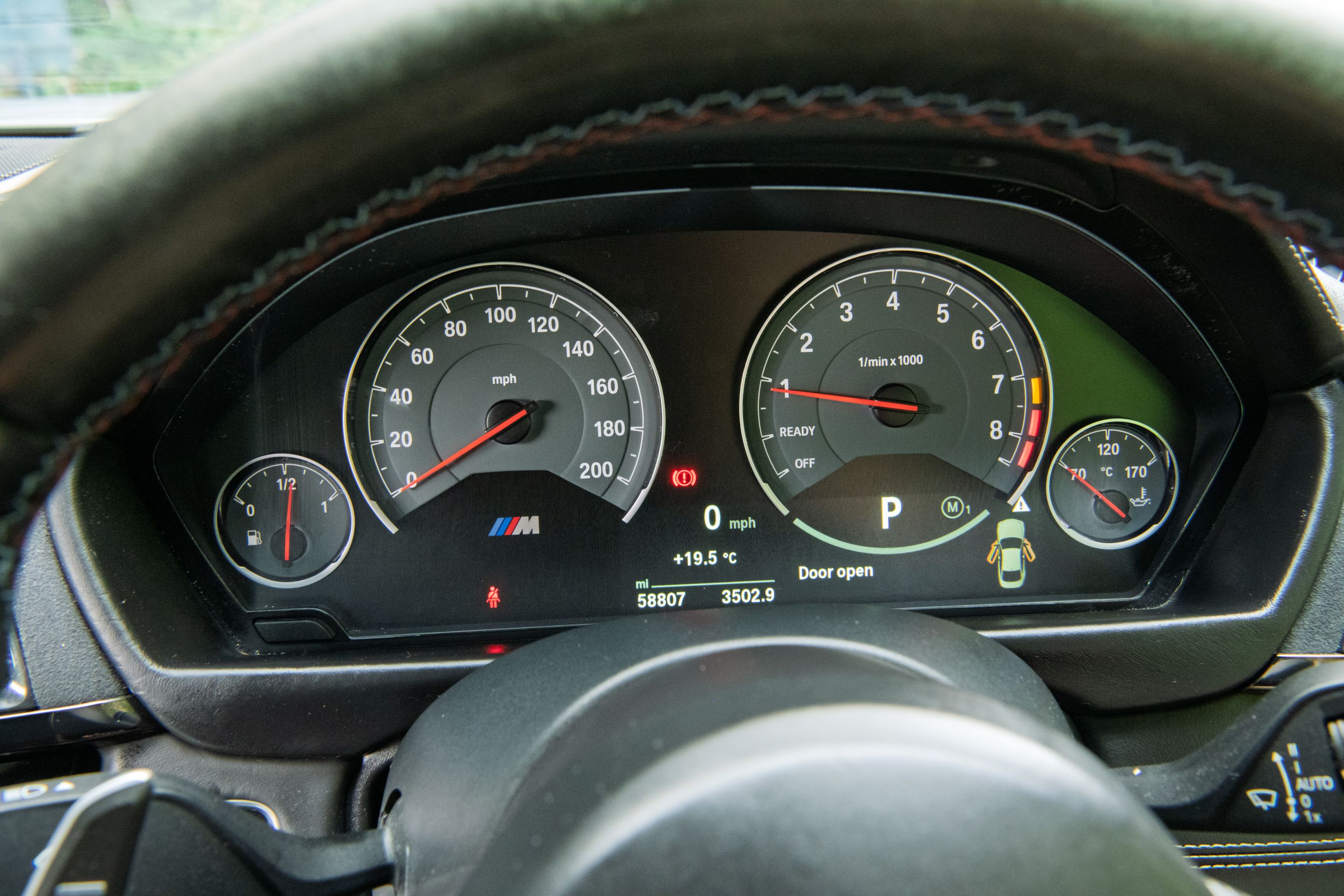 Photo 8 of 12 of 2018 BMW M4 CS (F82)