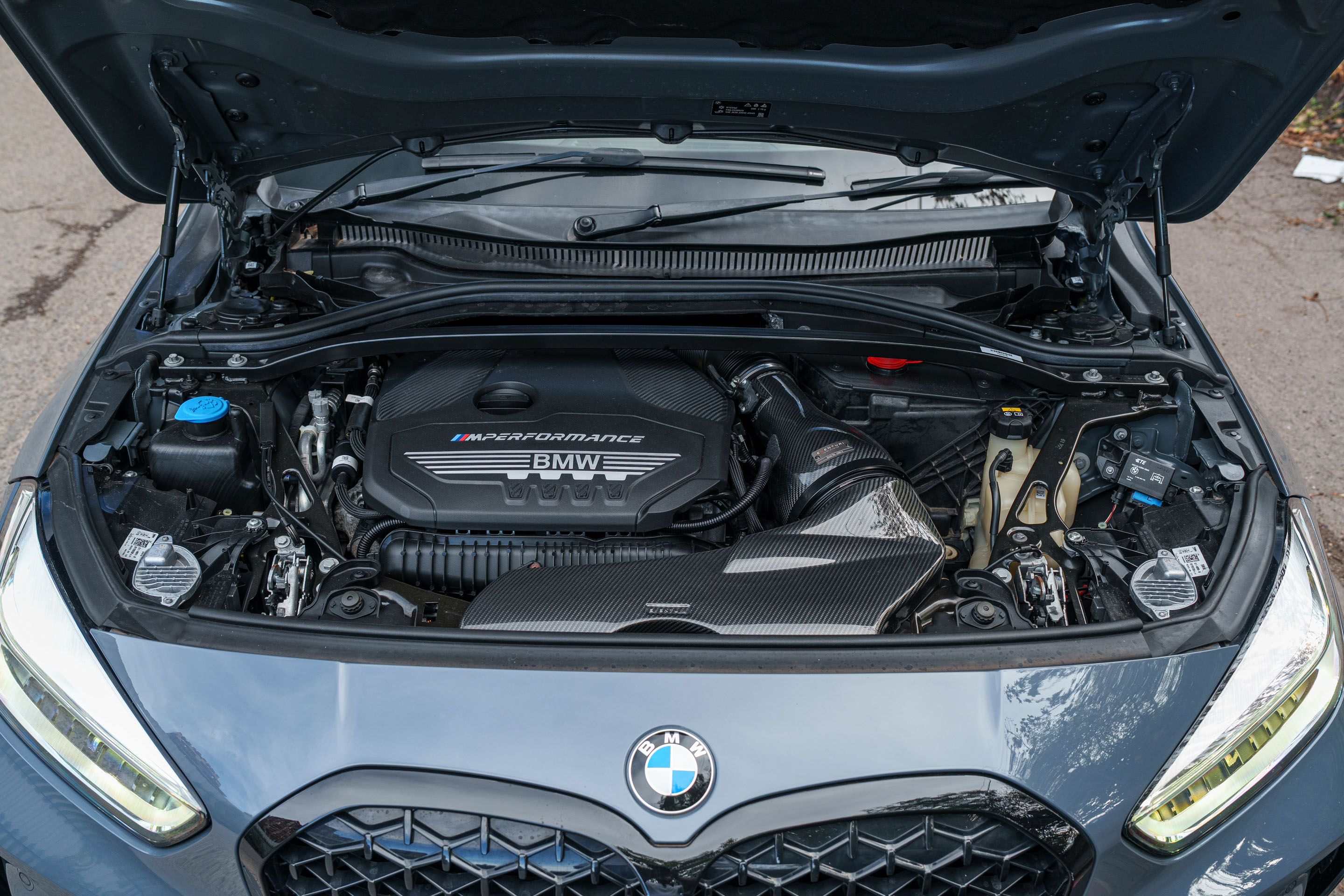 Photo 10 of 12 of 2020 BMW M135i xDrive
