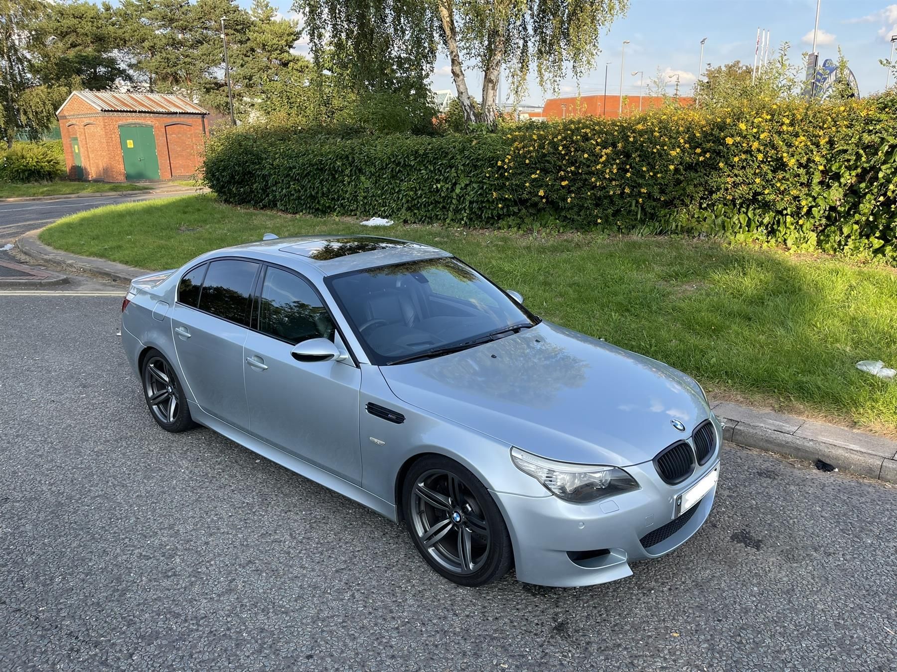 2007 BMW M5 5.0 V10 SMG Euro 4 4dr