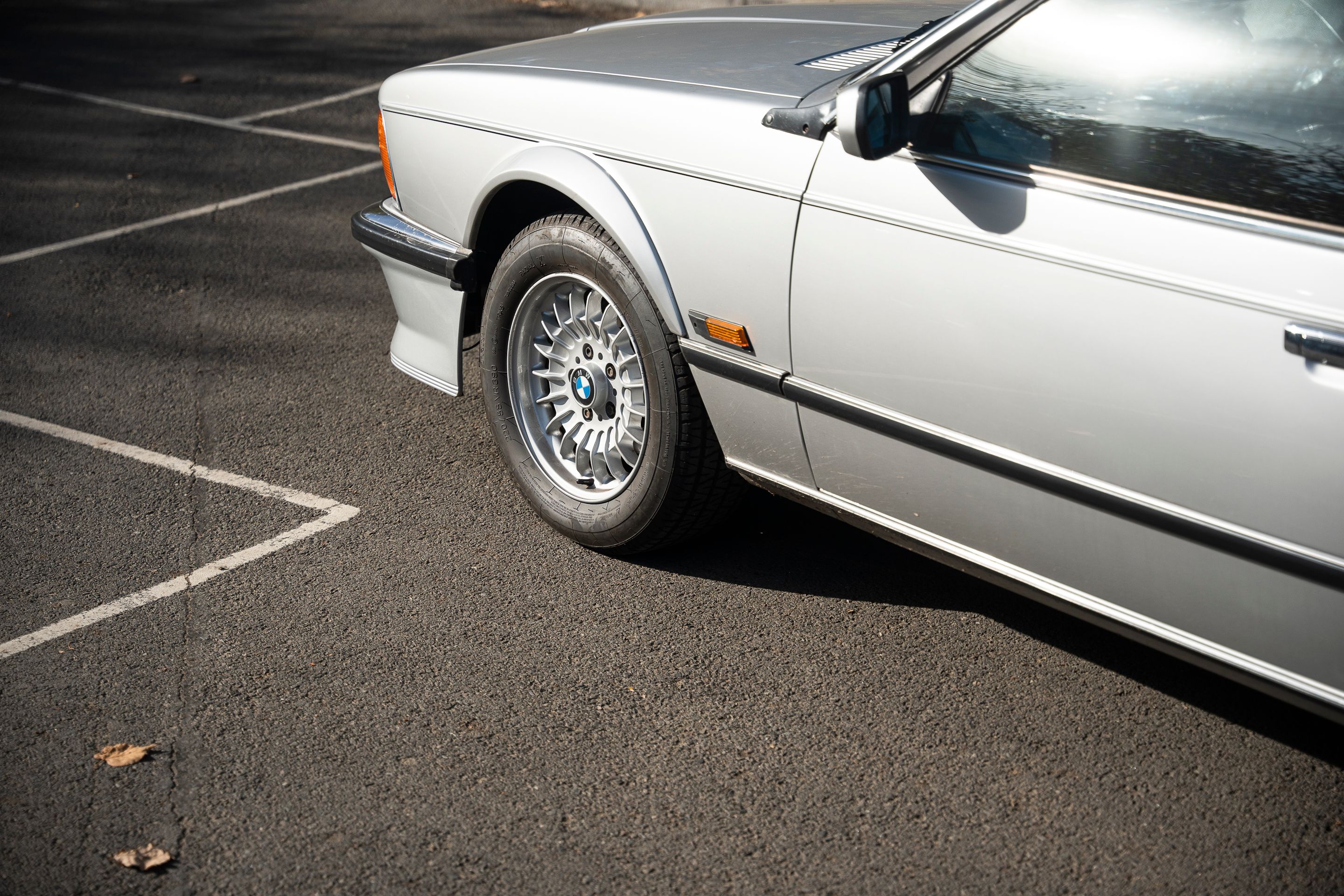 Photo 3 of 12 of 1985 BMW M635 CSI Manual