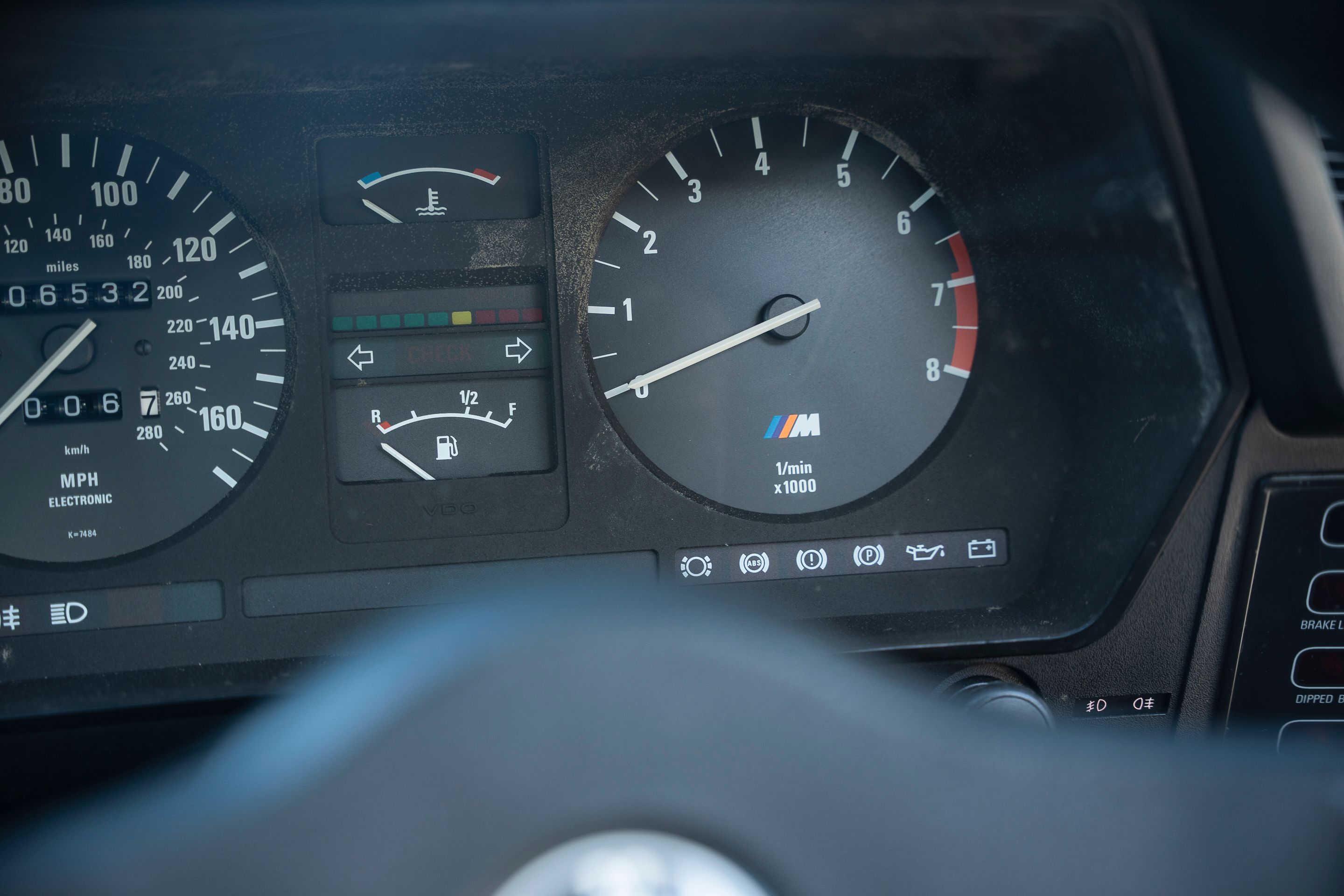Photo 6 of 12 of 1985 BMW M635 CSI Manual