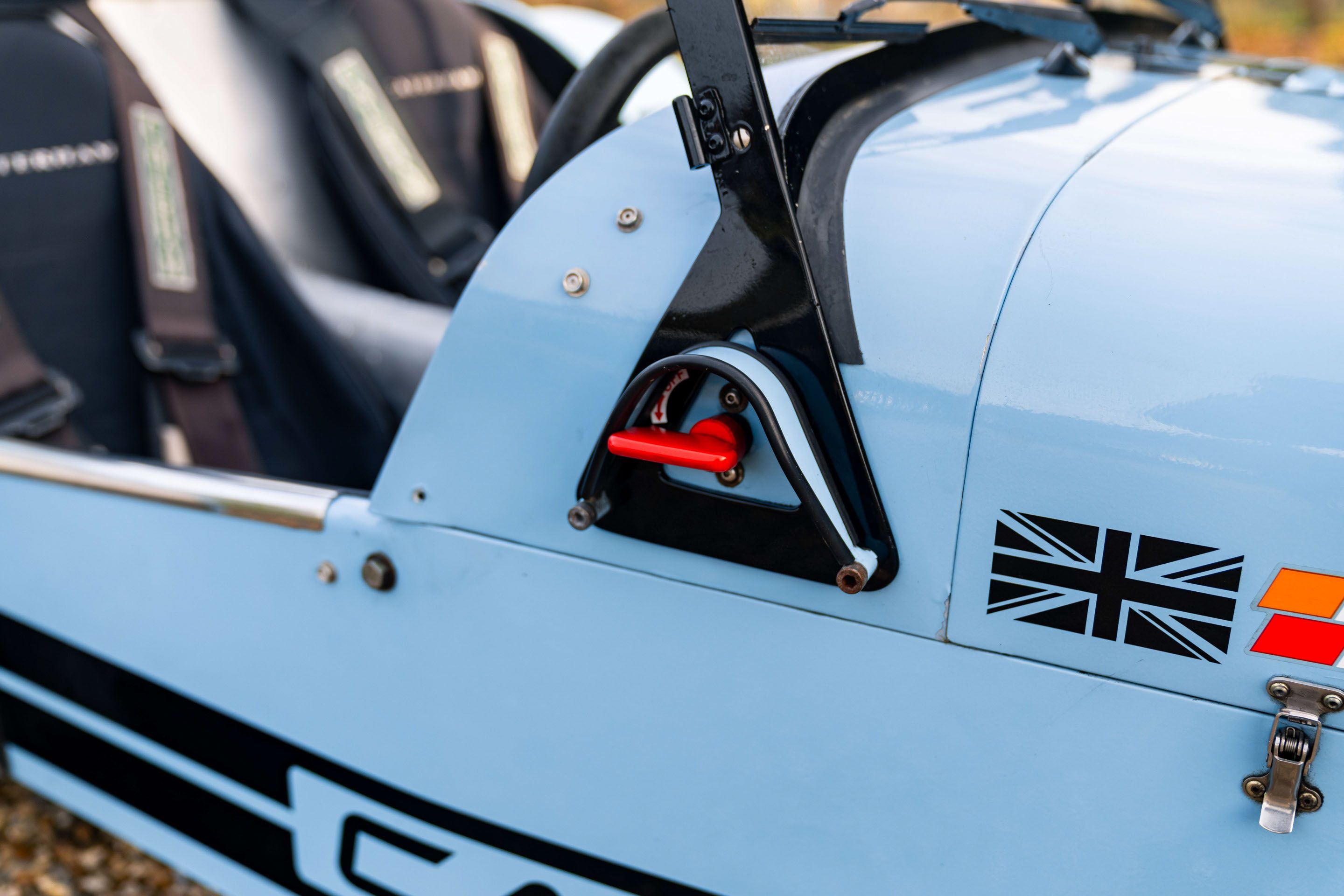 Photo 3 of 12 of 2000 Caterham Seven Academy (S3)