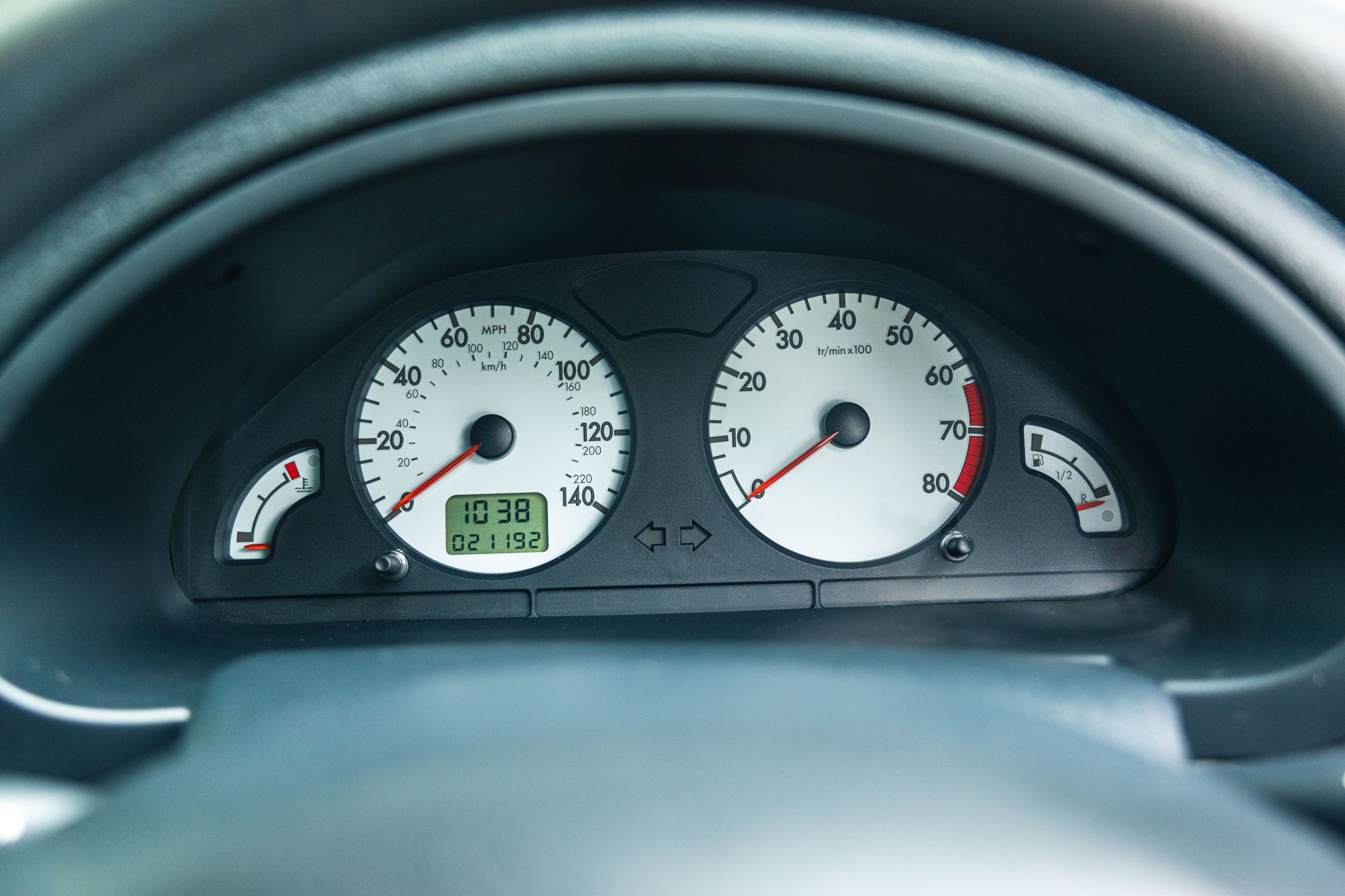 Photo 5 of 12 of 2000 Citroen Saxo VTR