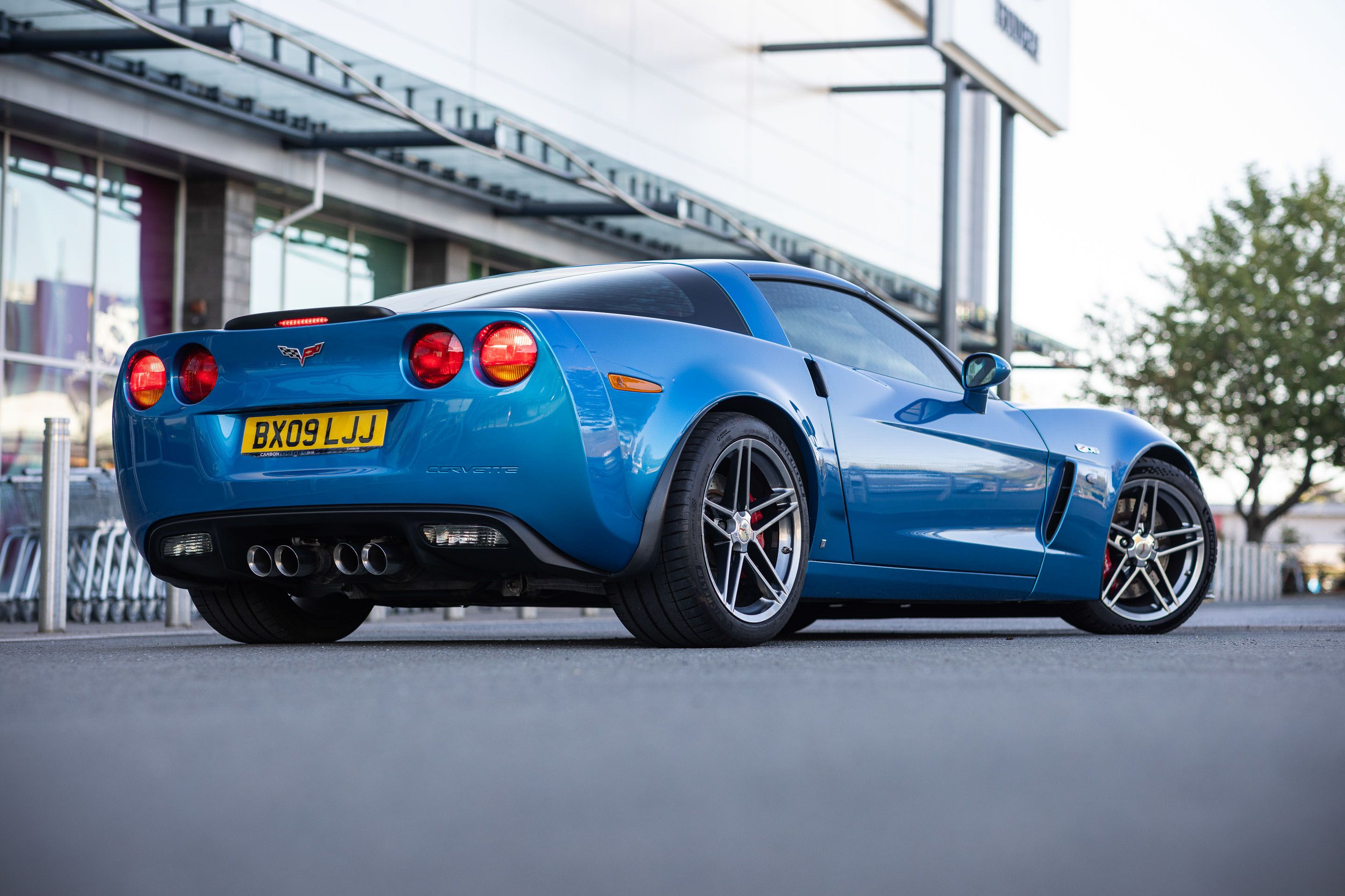 Photo 2 of 12 of 2009 Chevrolet Corvette Z06
