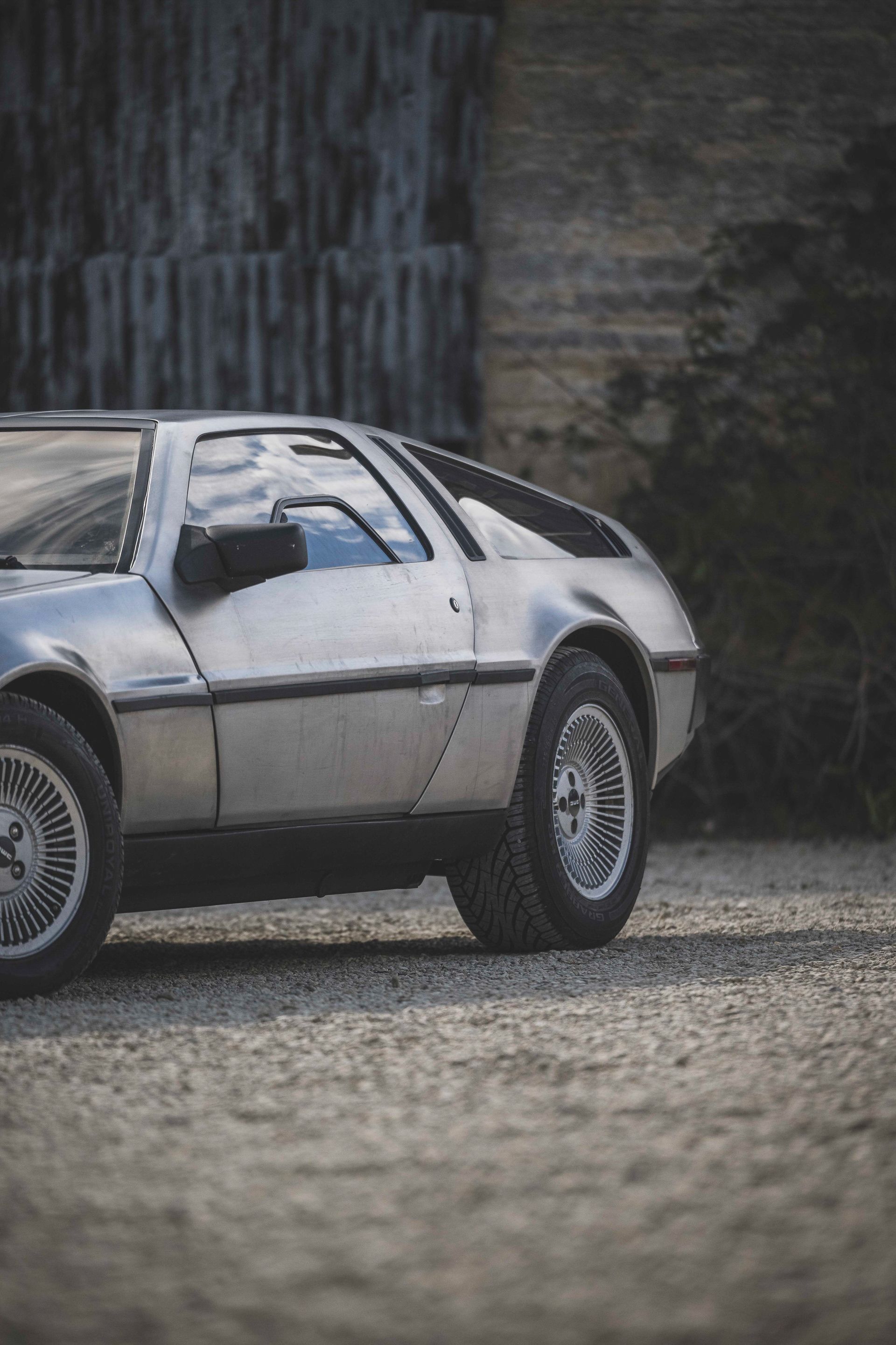 Photo 5 of 12 of 1981 DeLorean DMC-12 Automatic