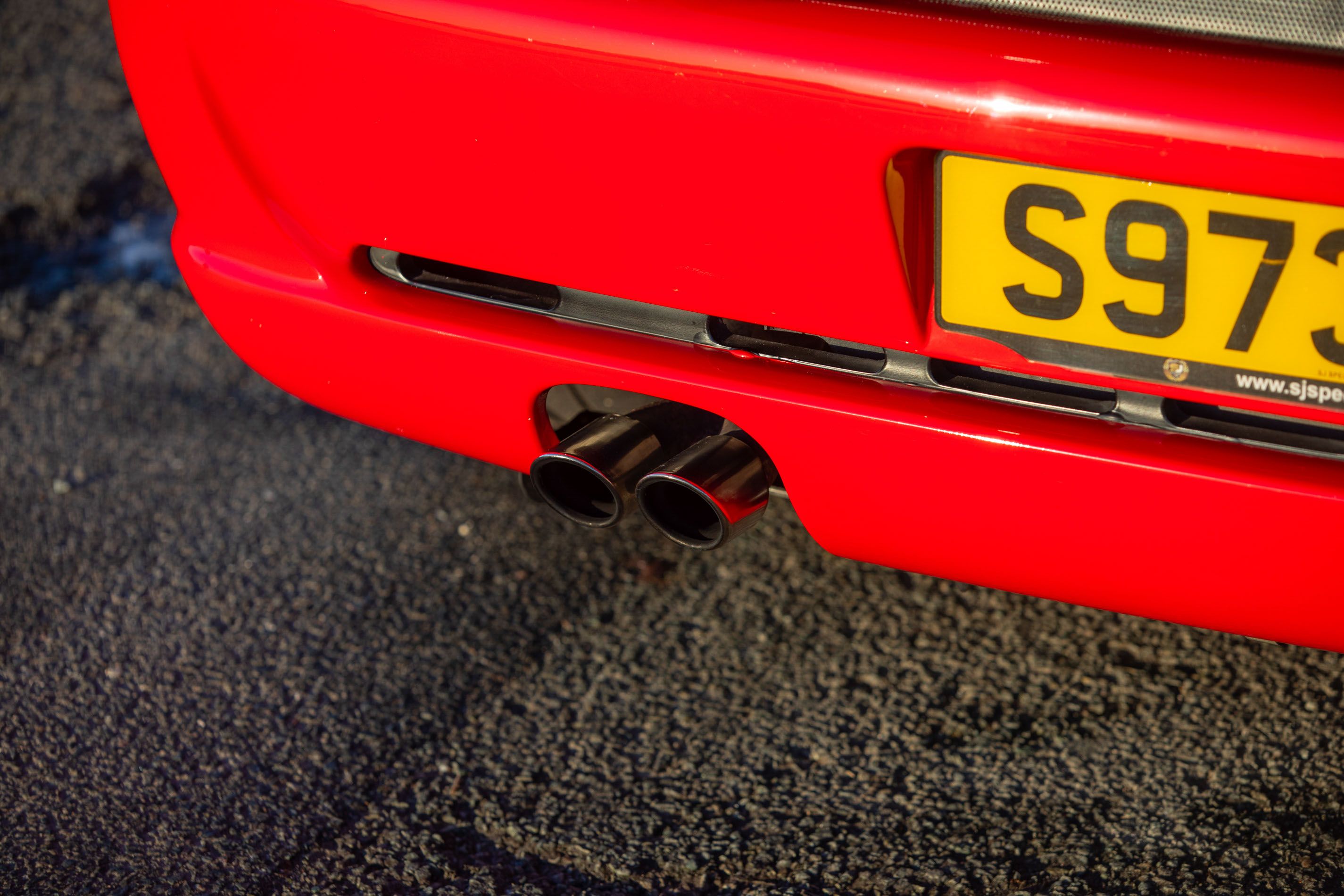 Photo 4 of 12 of 1998 Ferrari 355 F1 Berlinetta