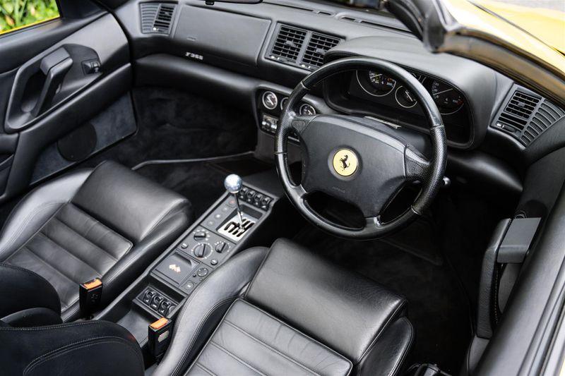 Ferrari 355 interior