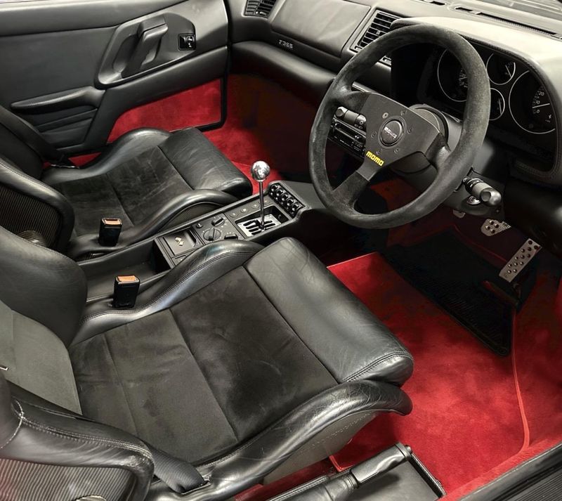 Ferrari 355 interior