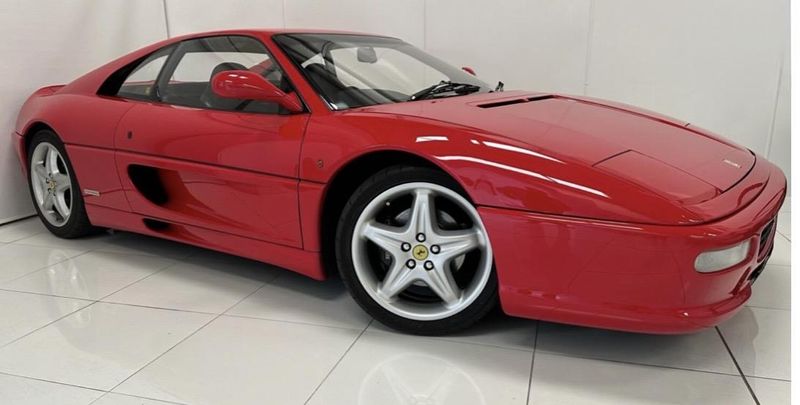 Ferrari 355 exterior