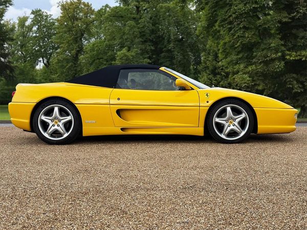 1996 Giallo Spider Manual — photo 2