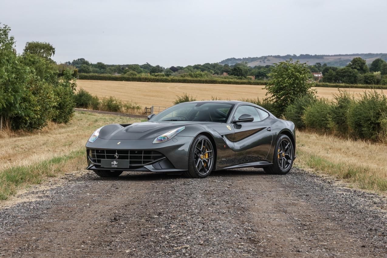 FERRARI F12 BERLINETTA 2014