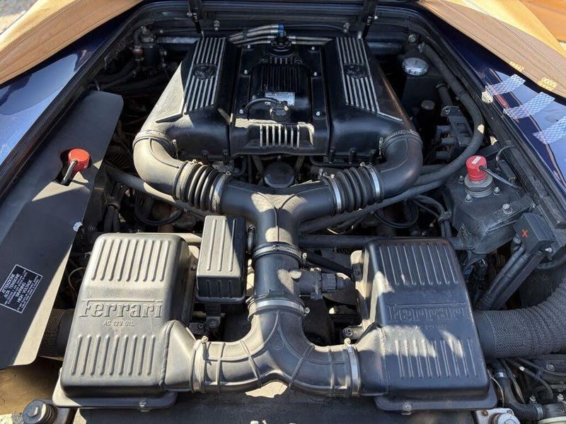 Ferrari 355 engine