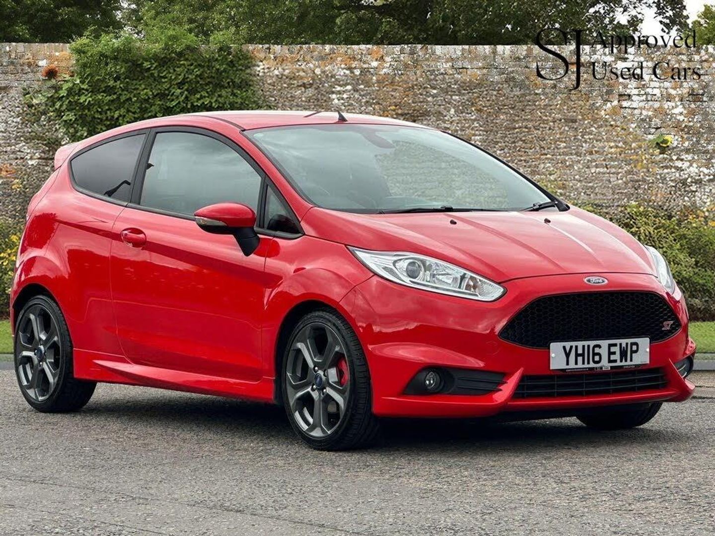 used-2016-ford-fiesta-for-sale-pistonheads-uk
