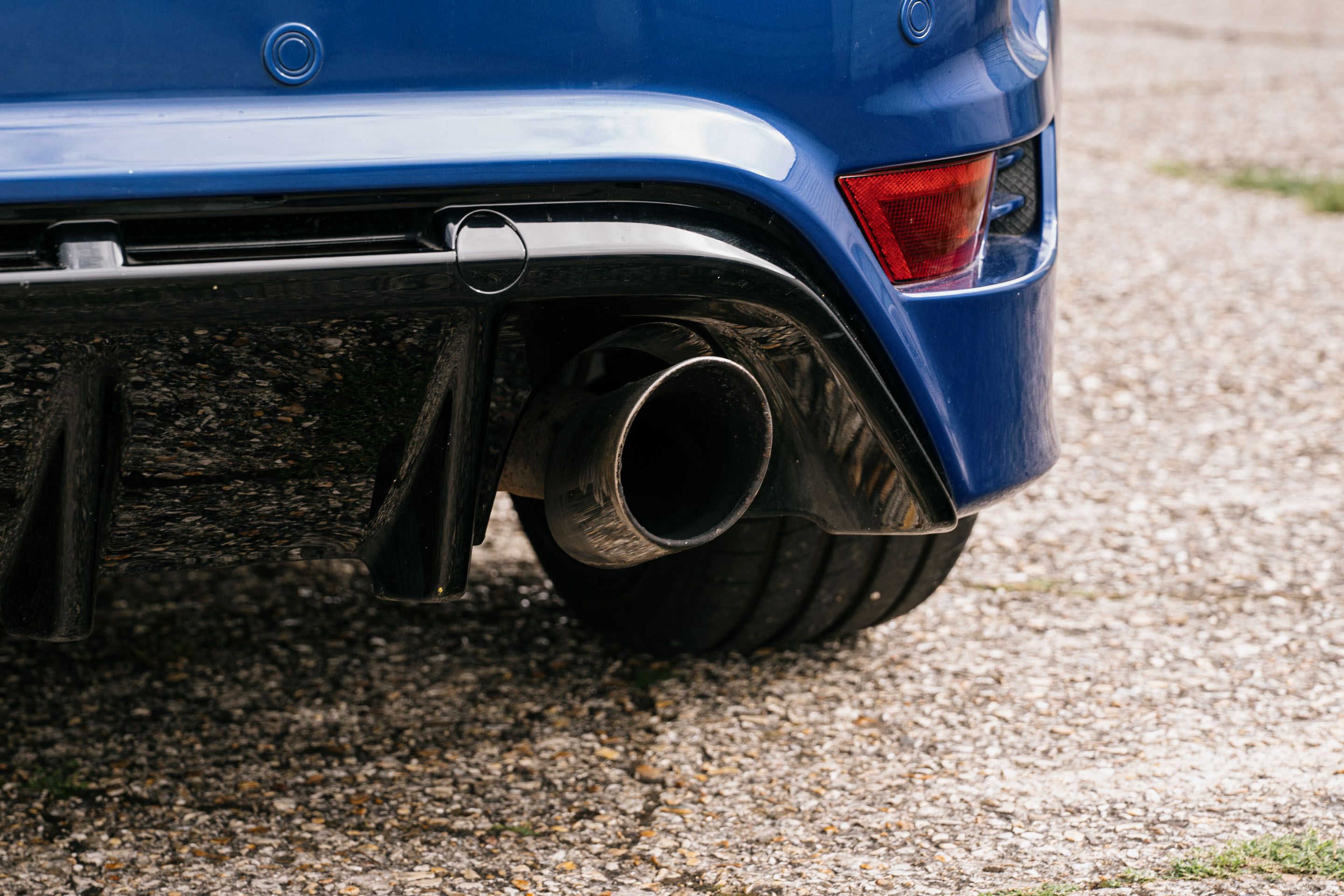 Photo 4 of 12 of 2009 Ford Focus RS Mk2