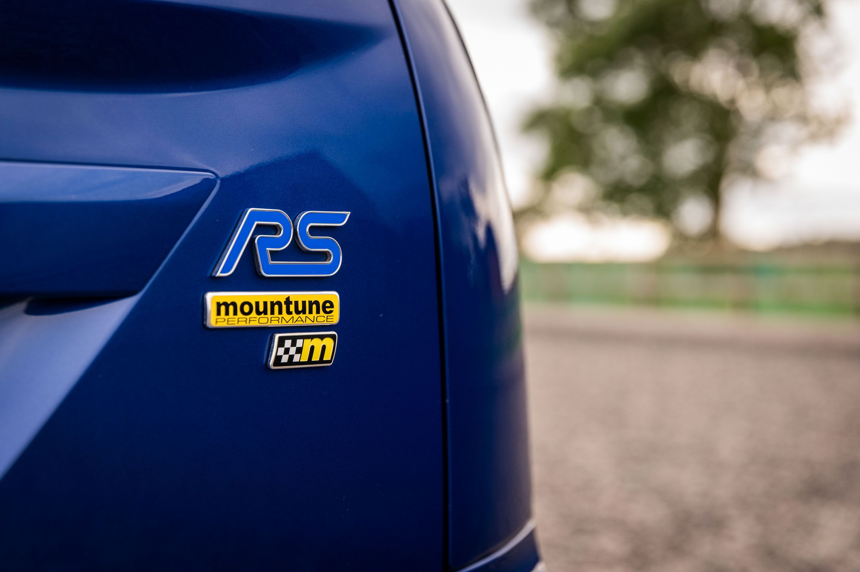 Photo 4 of 12 of 2009 Ford Focus RS Mountune MR375