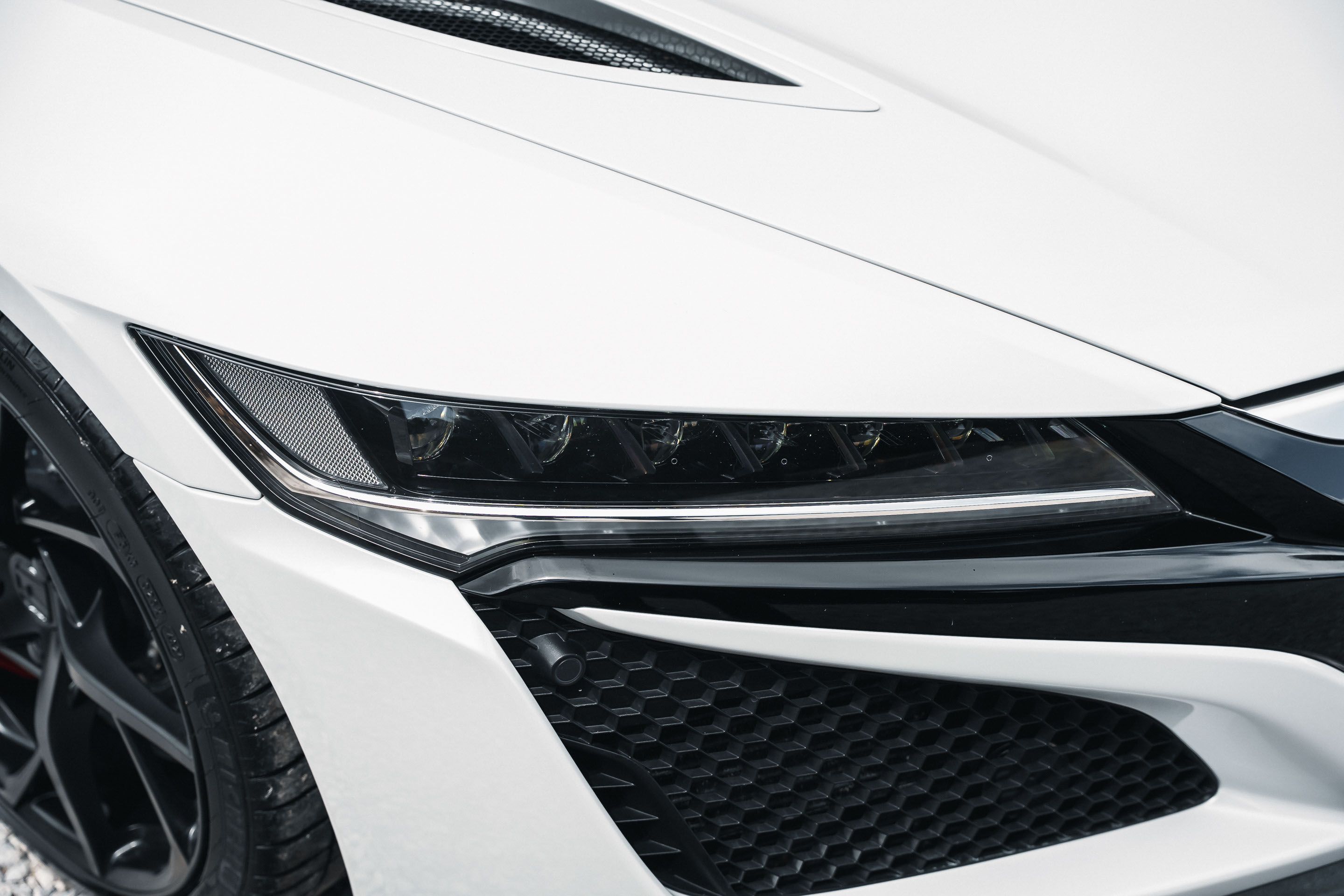 Photo 3 of 12 of 2017 Honda NSX (NC1)