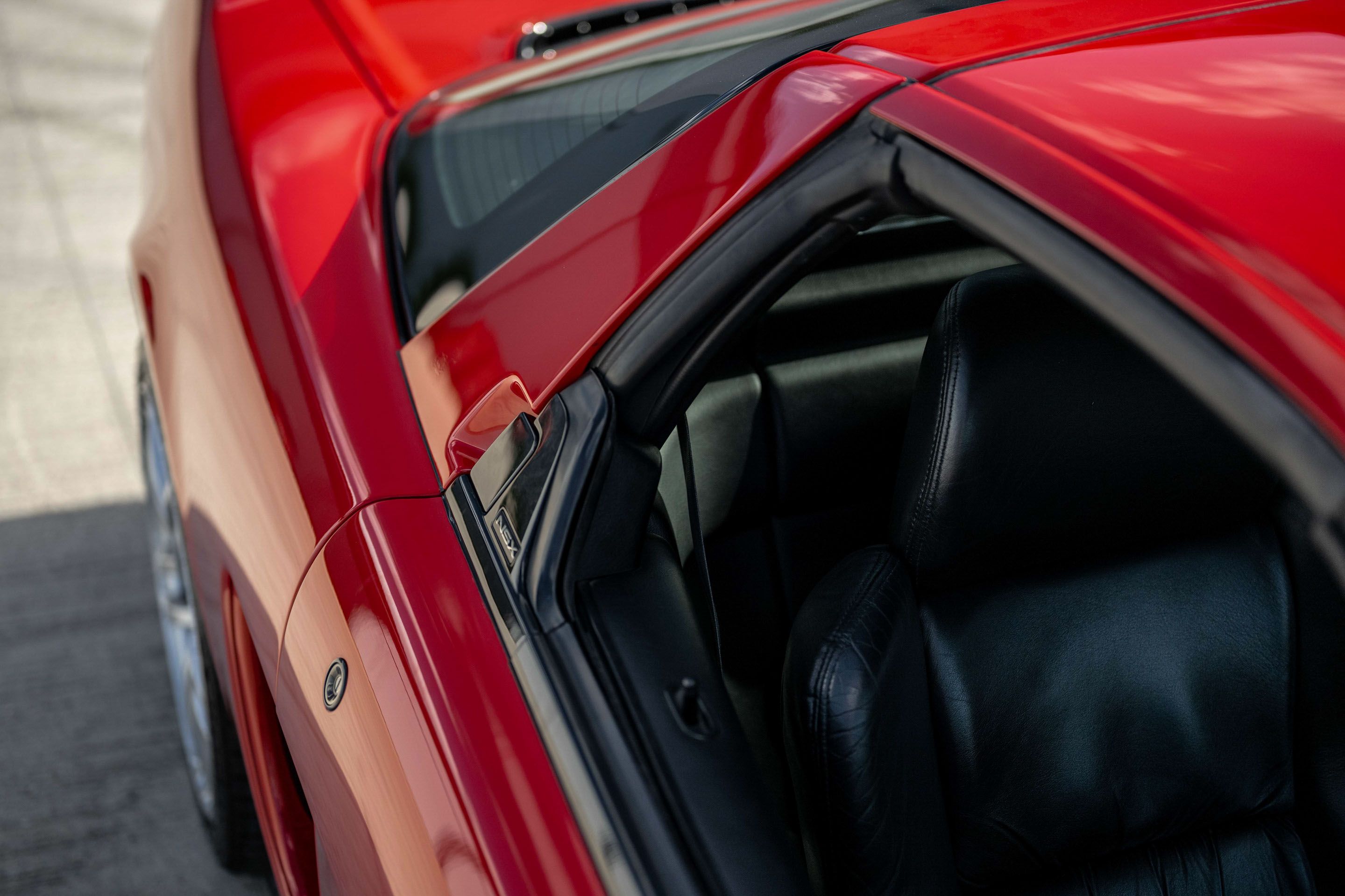 Photo 3 of 12 of 1998 Honda NSX 3.2